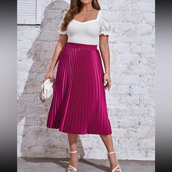 Luxe pleated midi skirt - Picture 11 of 12